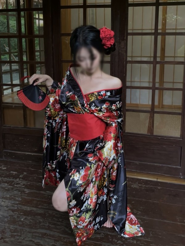 Geleneksel Japon Kimono Tarzı  - Ethnic Fashion Studio incelemesi ve fiyatı